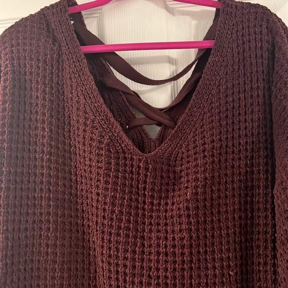 Burgandy Sweater - Picture 3 of 6